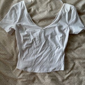 Align short sleeve top